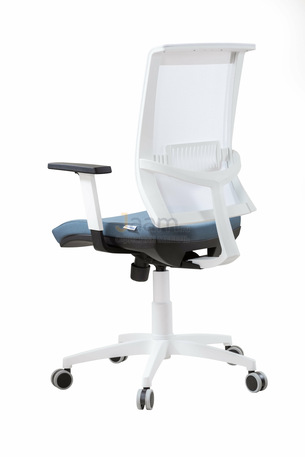 Кресло Плаза/П Ткань кат. 1 /база пластик